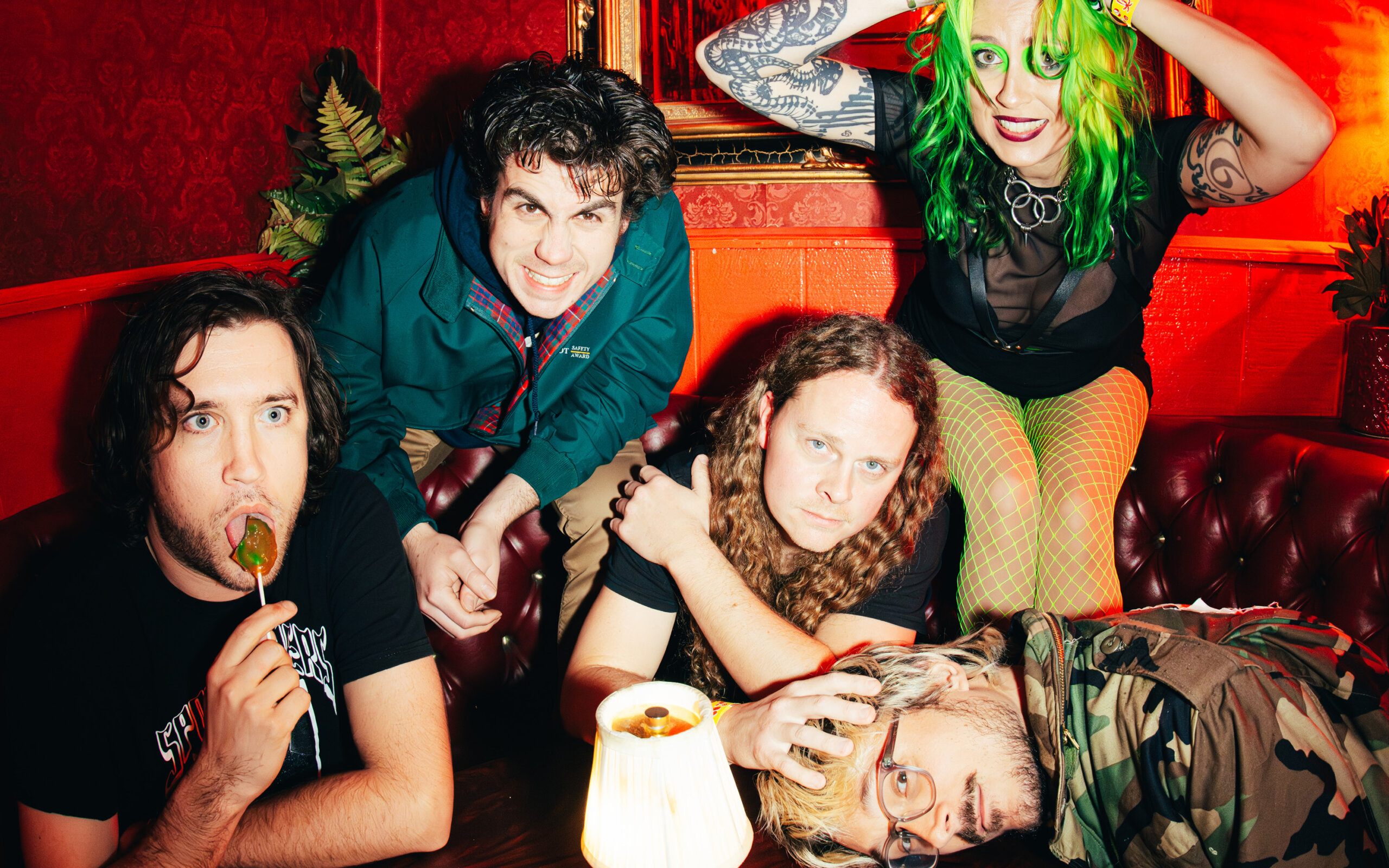 Frankie and the Witch Fingers